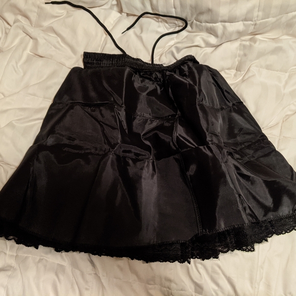 Triple tiered crinoline skirt - Picture 3 of 10